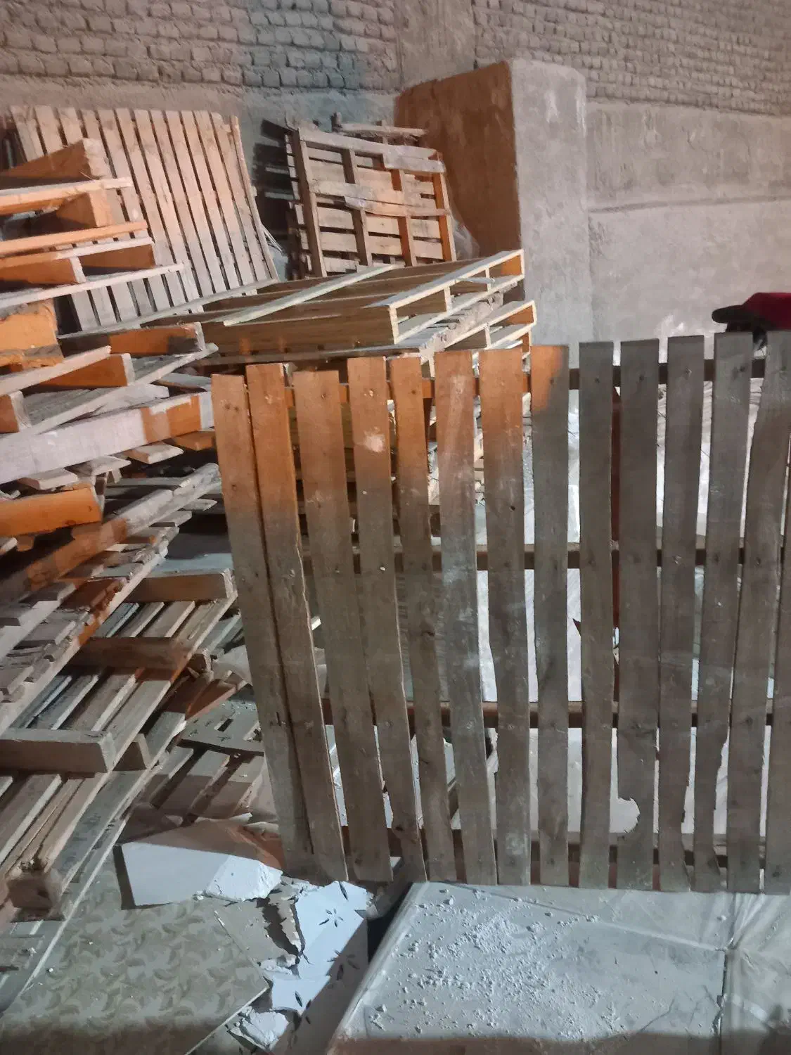 پالت چوبی|فروشگاه و مغازه|ایواوغلی, |دیوار