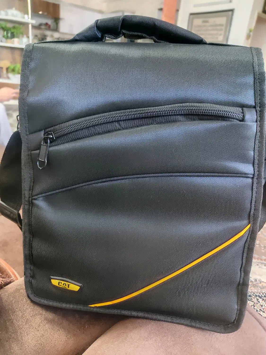 کیف دانش جویی|کیف، کفش، کمربند|جهرم, |دیوار