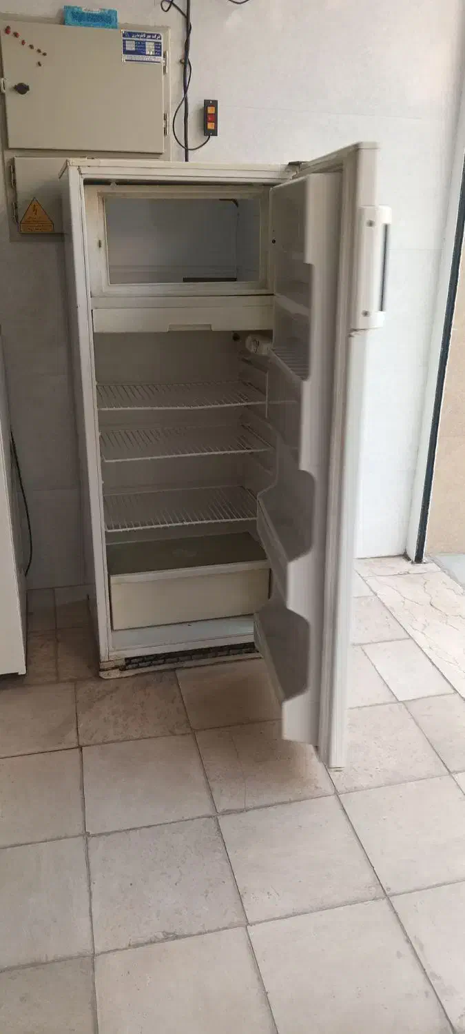 یخچال آزمایش|یخچال و فریزر|نسیم‌شهر, |دیوار