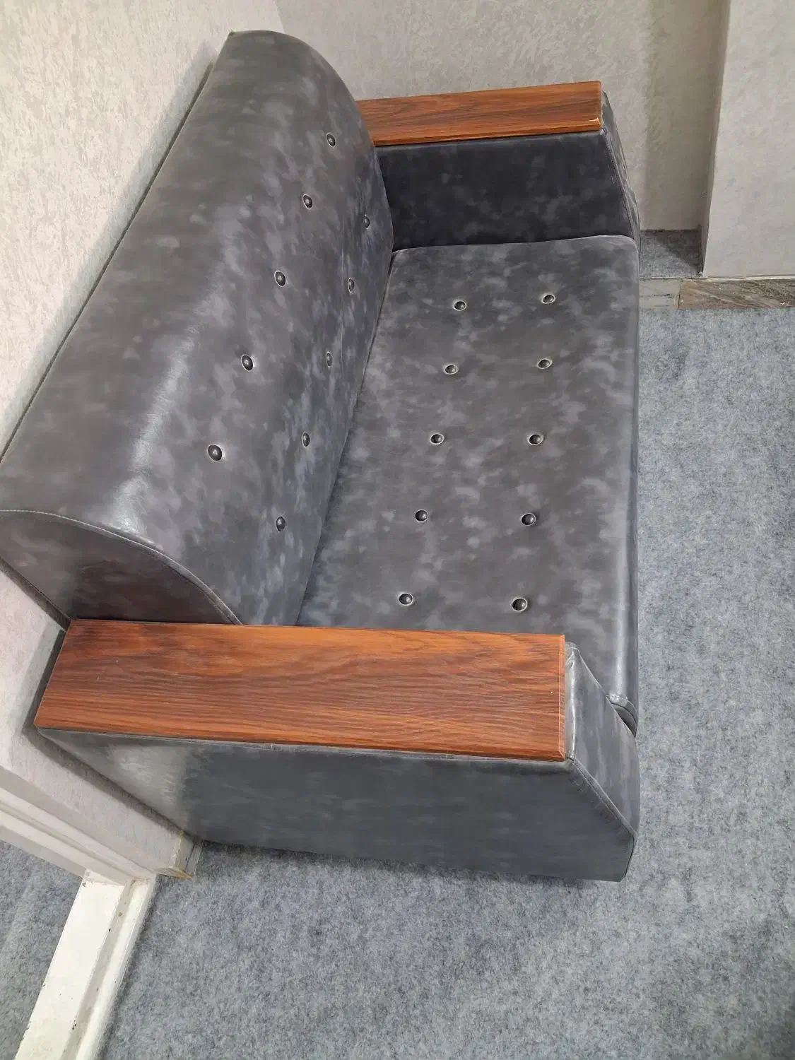 فروش میز.دراور.مبلمان۴نفر.صندلی اداری.میز جلو مبلی|مبلمان خانگی و میز عسلی|یزد, |دیوار