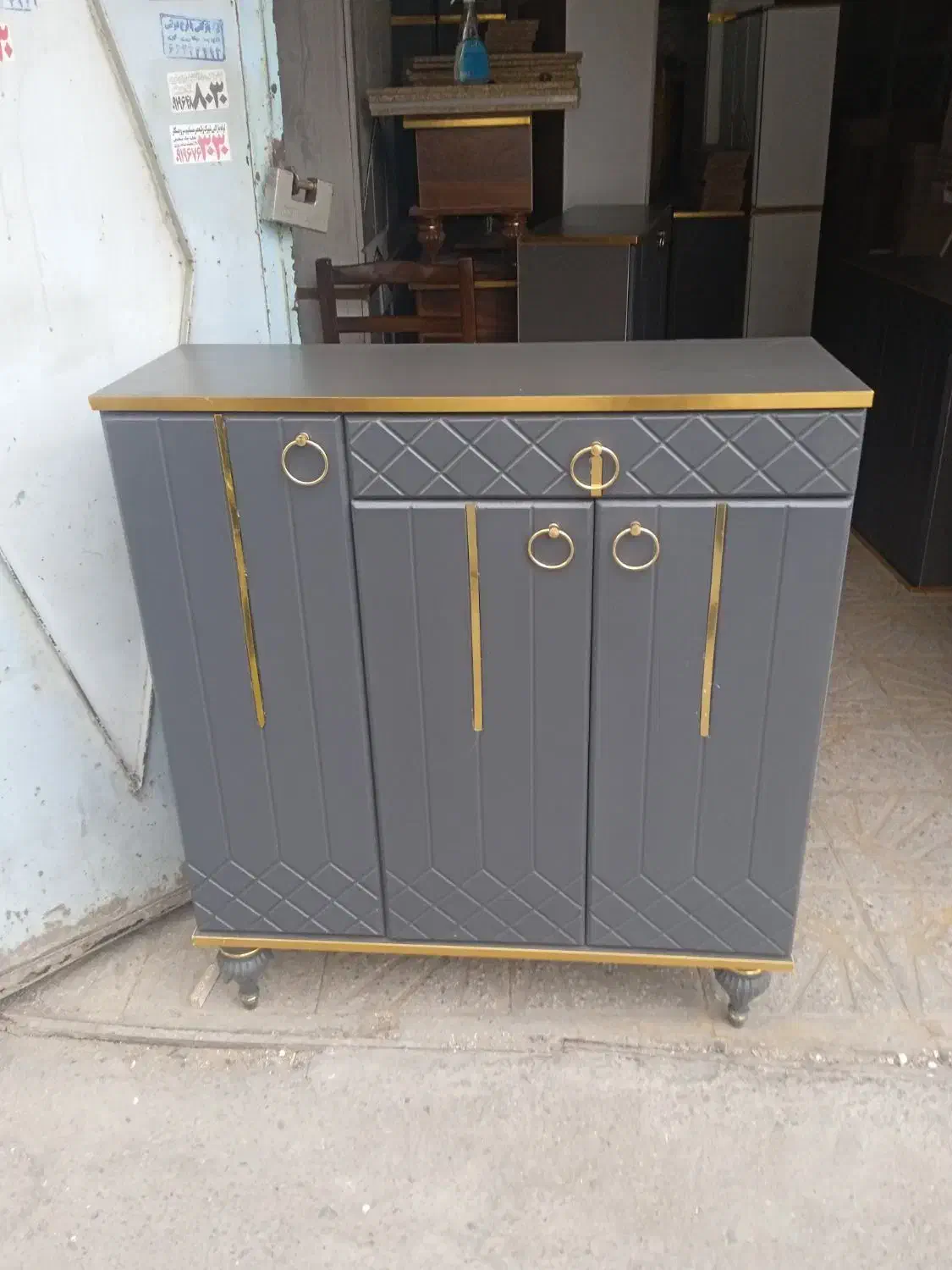 جاکفشی کد14|جاکفشی، کمد، دراور|تهران, نعمت‌آباد|دیوار