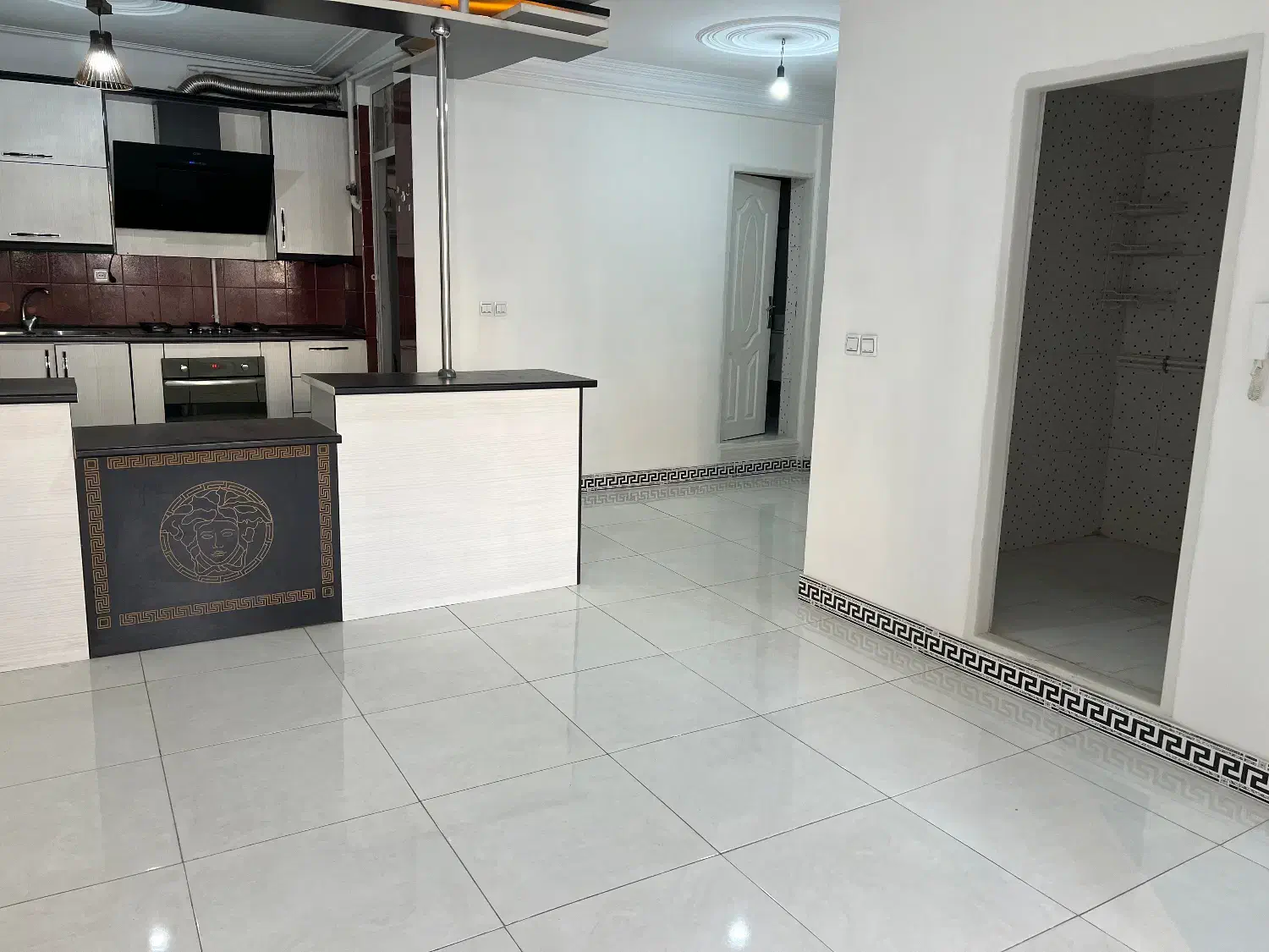 اجاره آپارتمان ۶۷ متری طبقه اول با پارکینگ|اجارهٔ آپارتمان|کرج, ساسانی (قلمستان)|دیوار