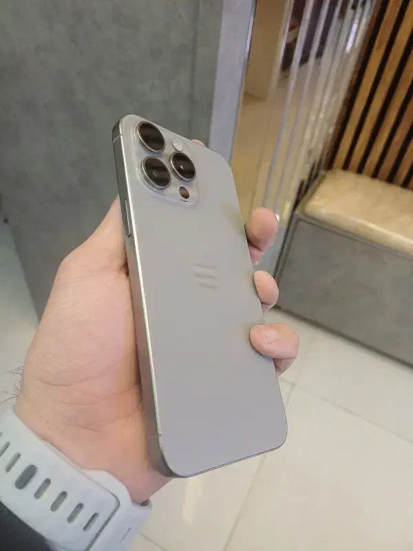 15pro max|موبایل|شهرکرد, |دیوار