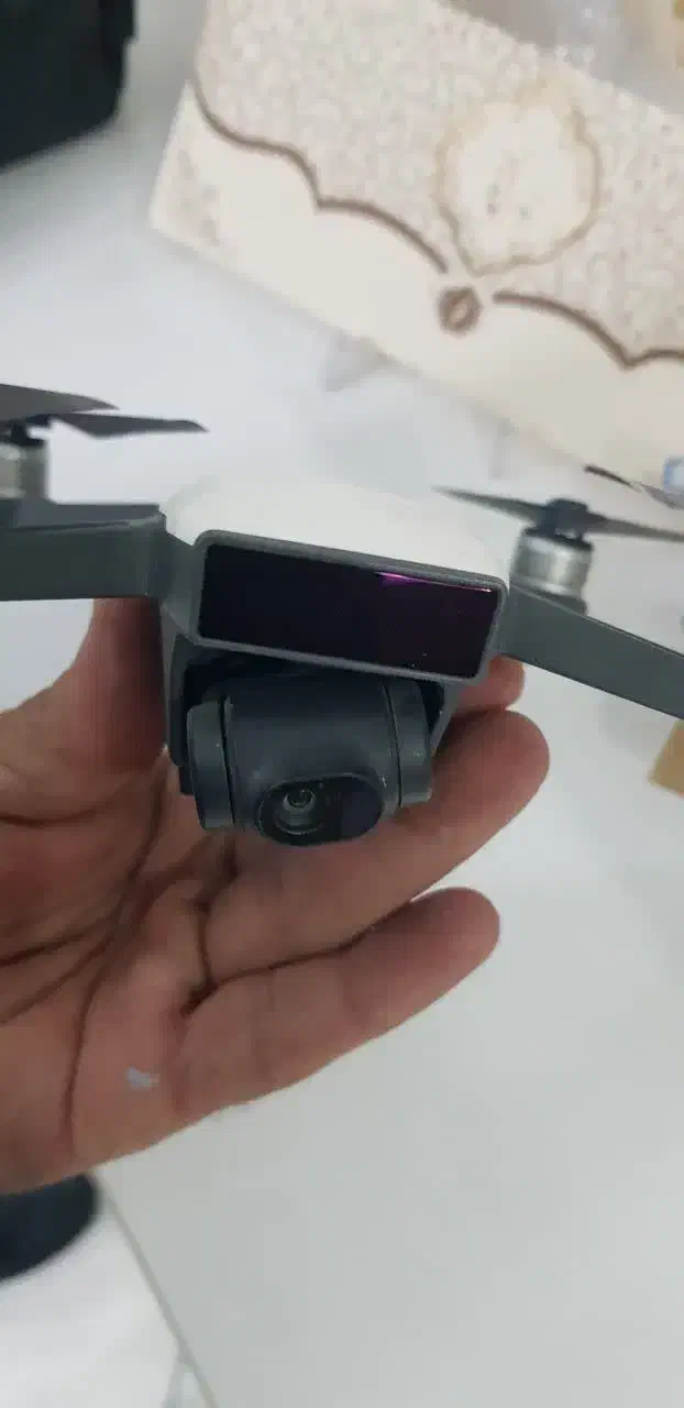 اسپارک سفید|دوربین عکاسی و فیلمبرداری|بیرجند, |دیوار