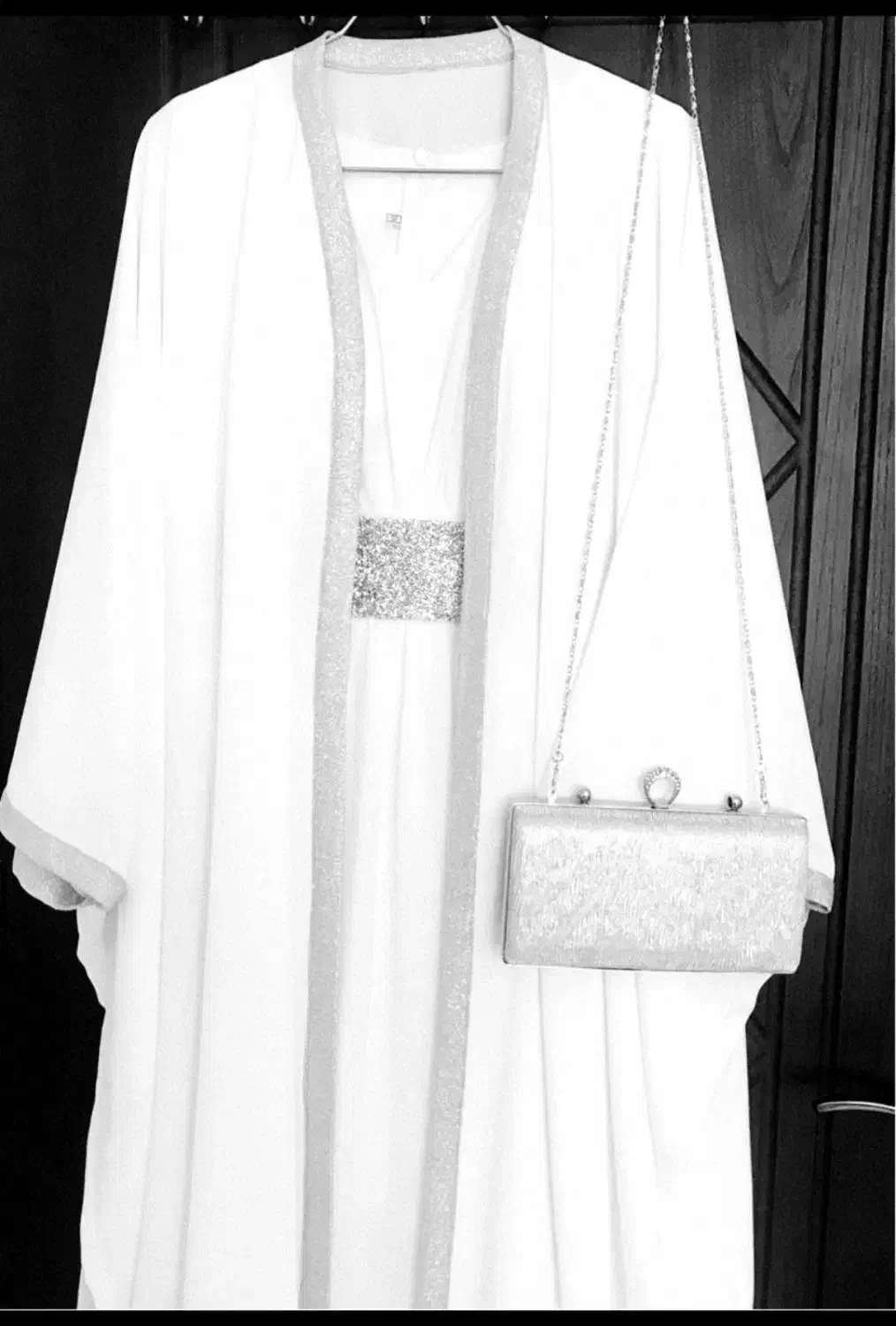 لباس مجلسی سفید با کیف و کفش نقره‌ای|لباس|قم, بنیاد|دیوار