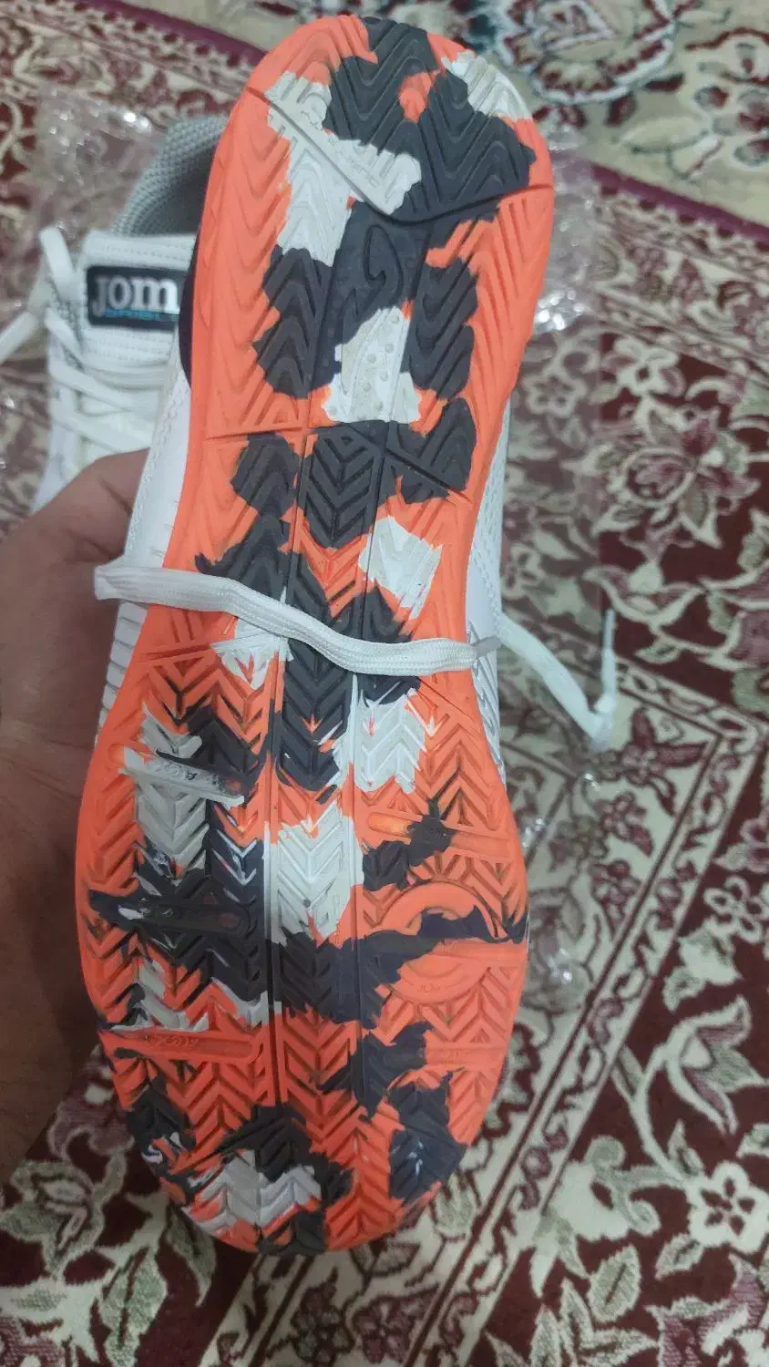 کفش فوتسال|کیف، کفش، کمربند|سقز, |دیوار