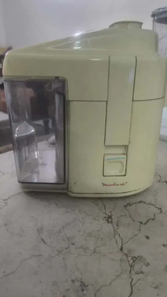 دو عدد آبمیوه گیر|آبمیوه‌گیر و آب‌مرکبات‌گیر|کرمان, |دیوار