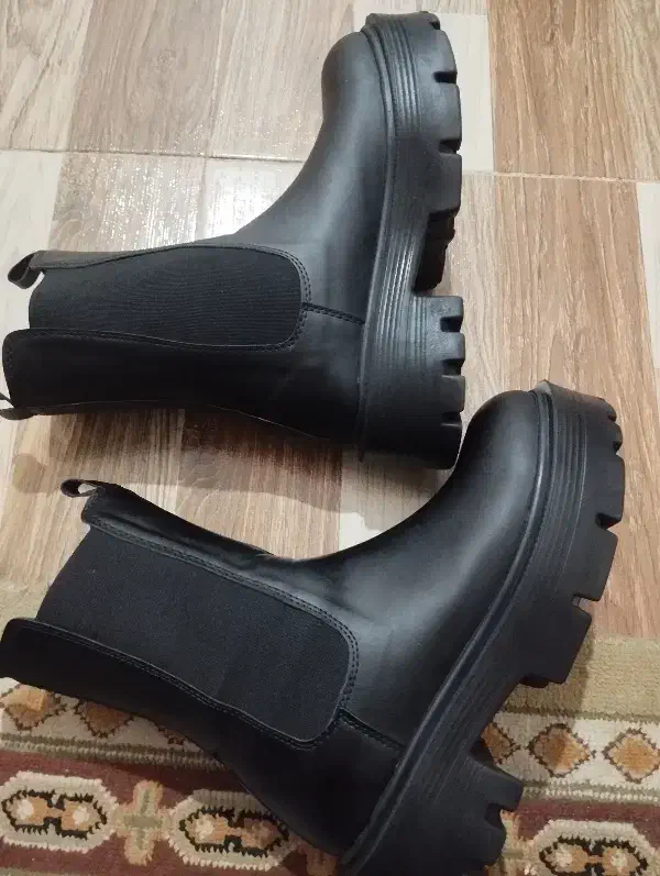 بوت کاملا نو|کیف، کفش، کمربند|شوش, |دیوار