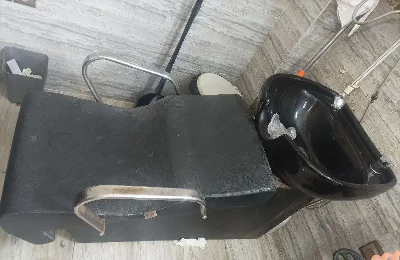 تعدادی لوازم آرایشگاه|آرایشگاه و سالن‌های زیبایی|رشت, شهرک شهید رجایی|دیوار