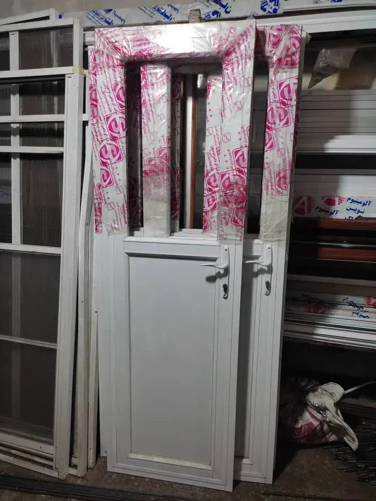 درب آلومینیومی - نو|مصالح و تجهیزات ساختمان|تهران, قیام|دیوار