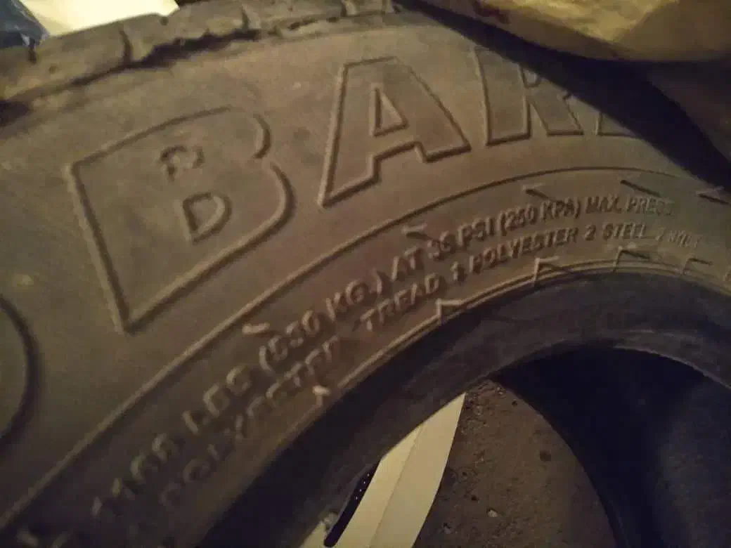 لاستیک|قطعات یدکی و لوازم جانبی|پردیس, فاز ۳|دیوار