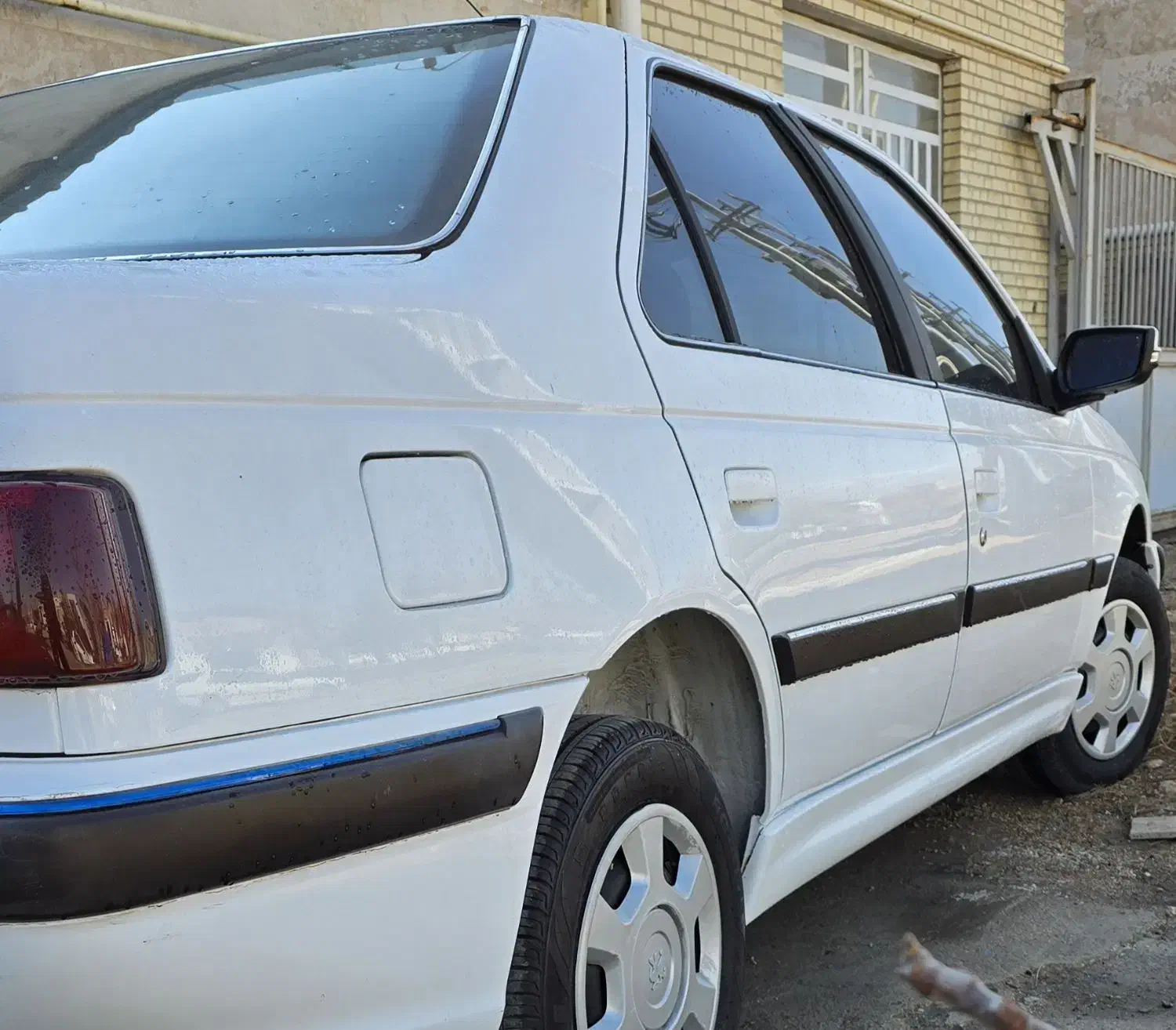 پارس ۱۴۰۰|خودرو سواری و وانت|شیراز, شهرک رضوان|دیوار