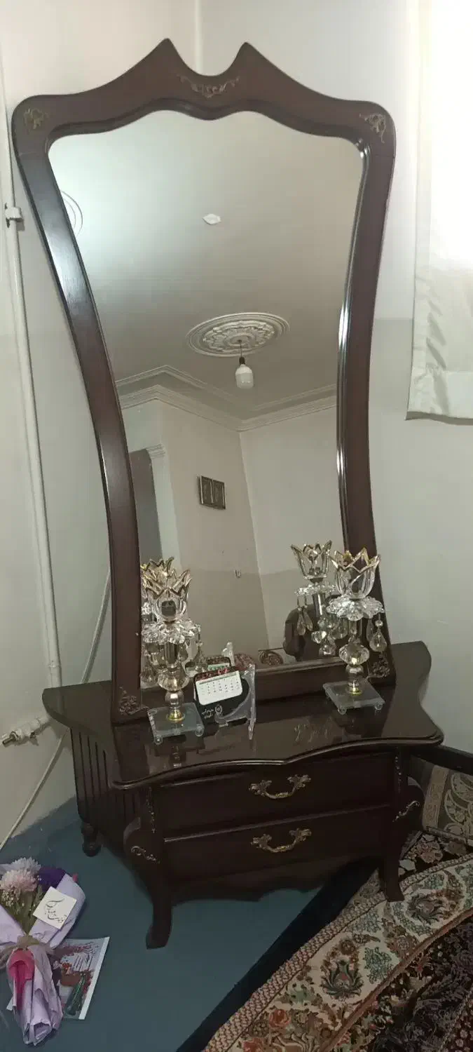 آیینه کنسول|بوفه، ویترین، کنسول|همدان, |دیوار