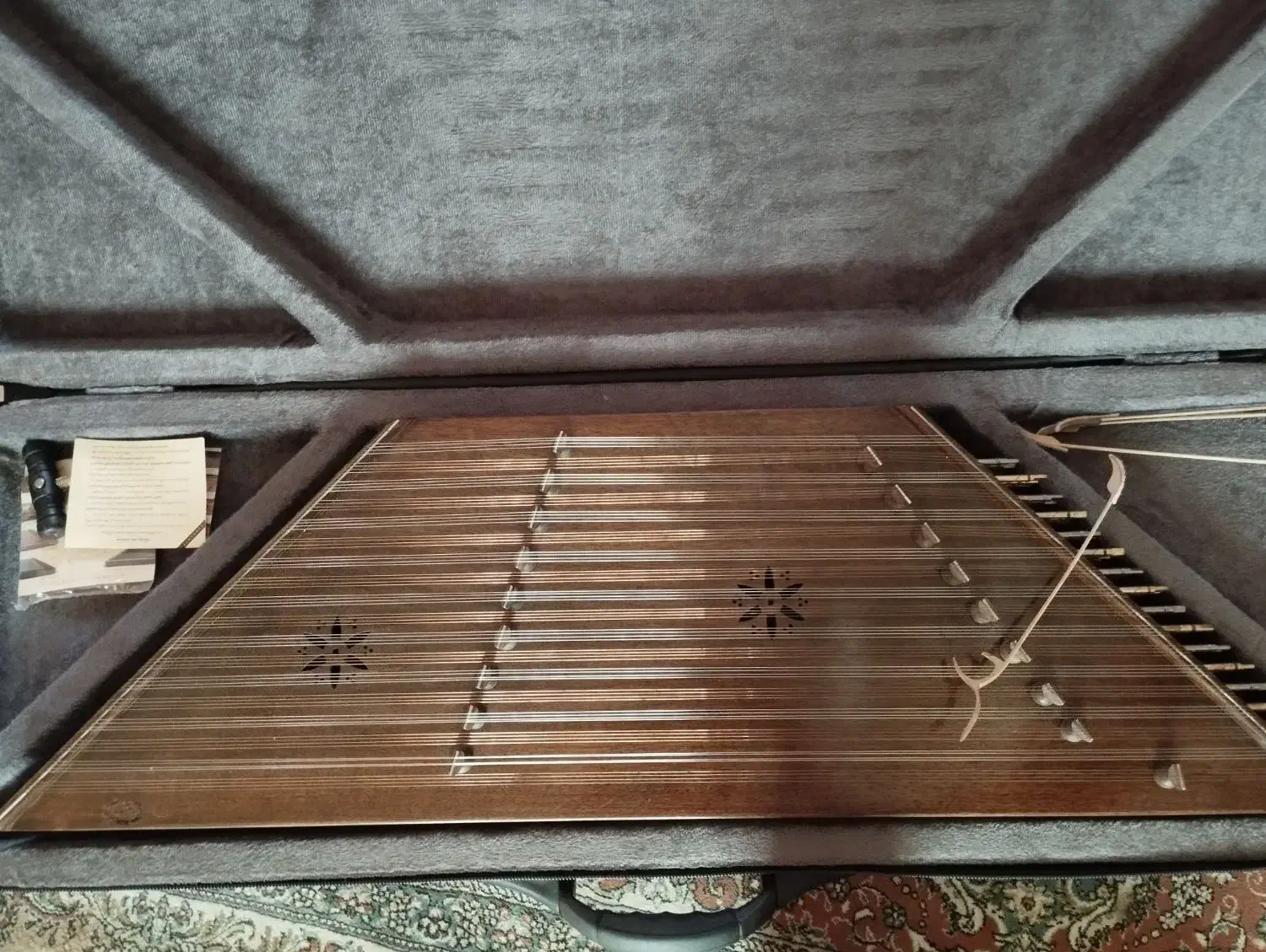 سنتور صادقی|سازهای سنتی|اندیشه, اندیشه فاز ۳|دیوار