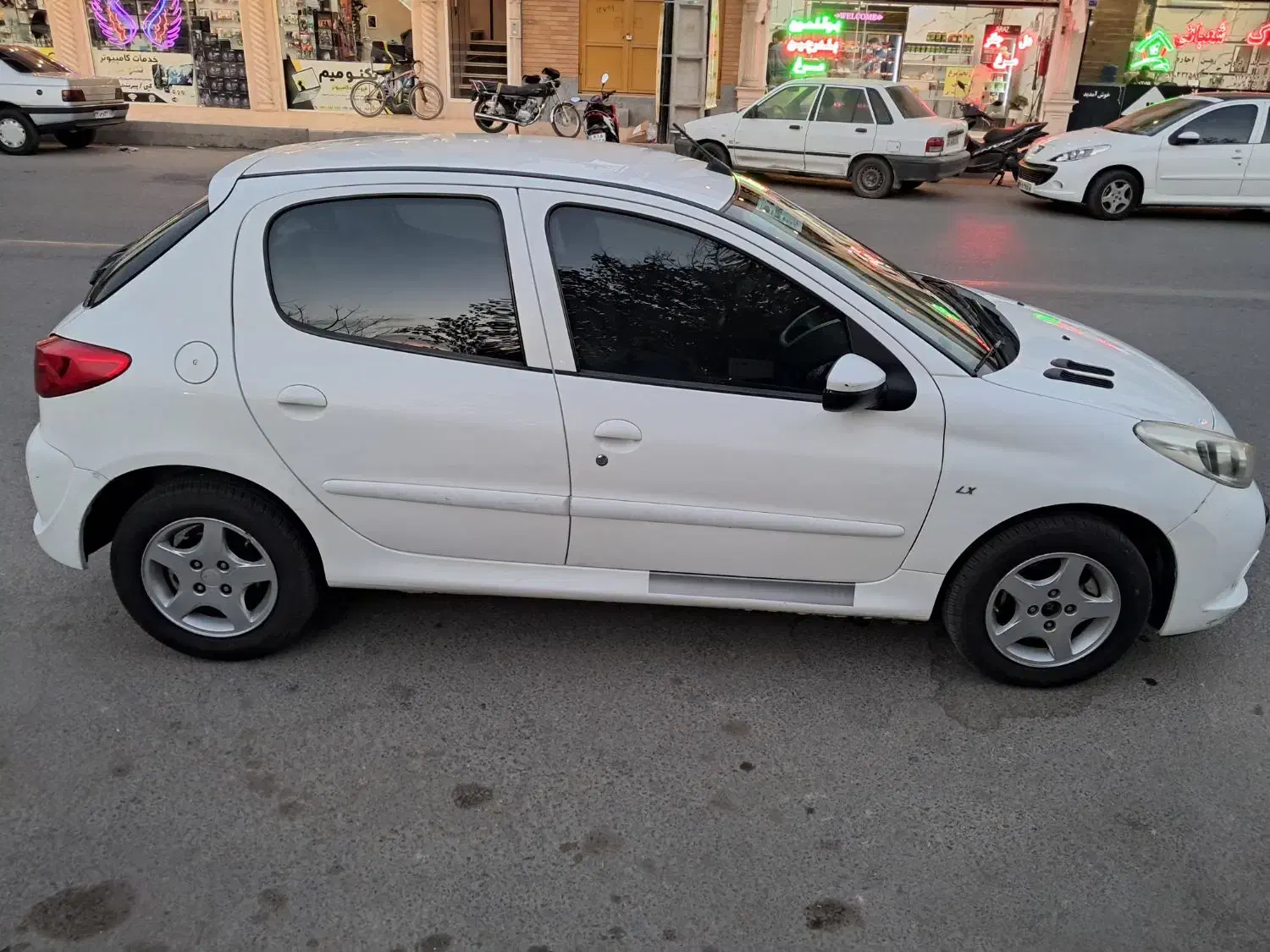 پژو207 پژو۲۰۷ خودرو پژو207 مدل1400|خودرو سواری و وانت|قم, شاه سید علی|دیوار