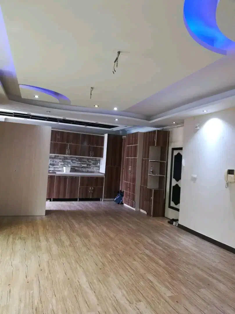 ۱۰۴ متری / پارکینگ اختصاصی در منظریه|فروش آپارتمان|رشت, منظریه|دیوار