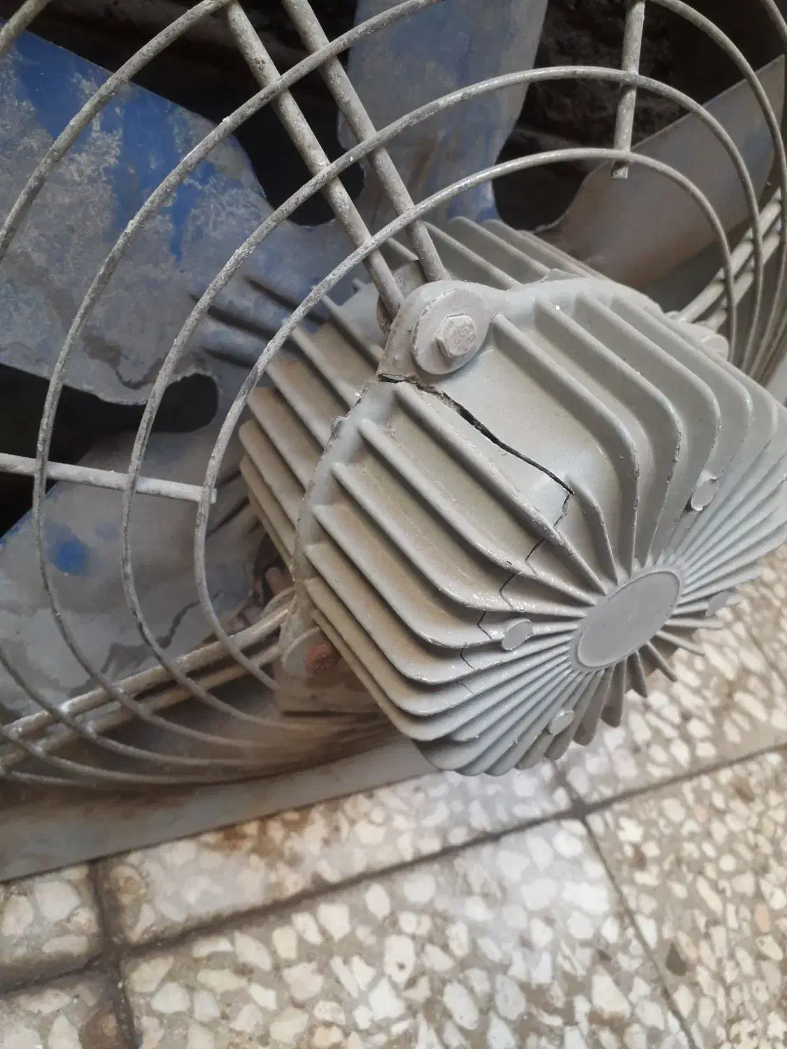 هواکش صنعتی۵۰×۵۰|ماشینآلات صنعتی|قم, علی آباد سعدگان|دیوار