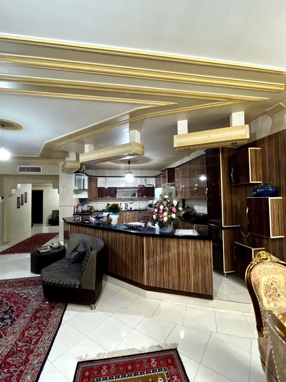 فروش یک واحد آپارتمان ۴ خوابه در خ بعثت شیرخوارگاه|فروش آپارتمان|خرم‌آباد, |دیوار