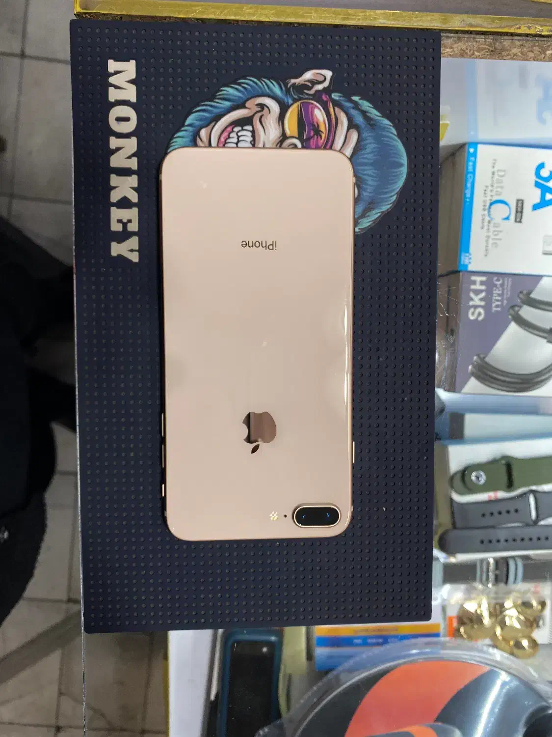 ایفون 8 پلاس|موبایل|اصفهان, شاه پسند|دیوار