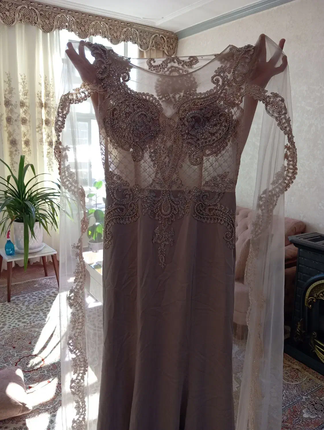 پیراهن مجلسی سایز 42و44|لباس|پارسآباد, |دیوار