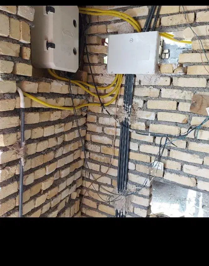 برق کار ساختمان تعمیرات و برق کشی ساختمان|خدمات پیشه و مهارت|مریوان, |دیوار