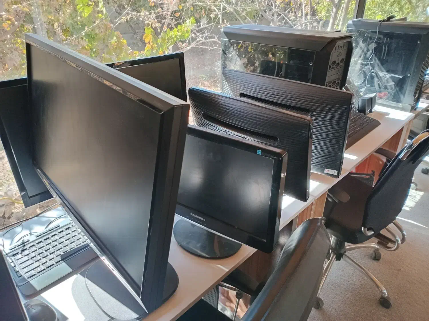 مانیتور های در حد نو سامسونگ|قطعات و لوازم جانبی رایانه|اصفهان, نصرآباد|دیوار