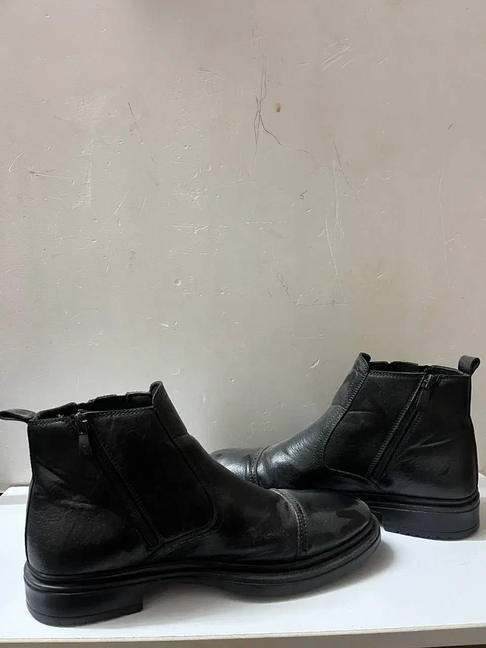 نیم بوت|کیف، کفش، کمربند|گنبد کاووس, |دیوار