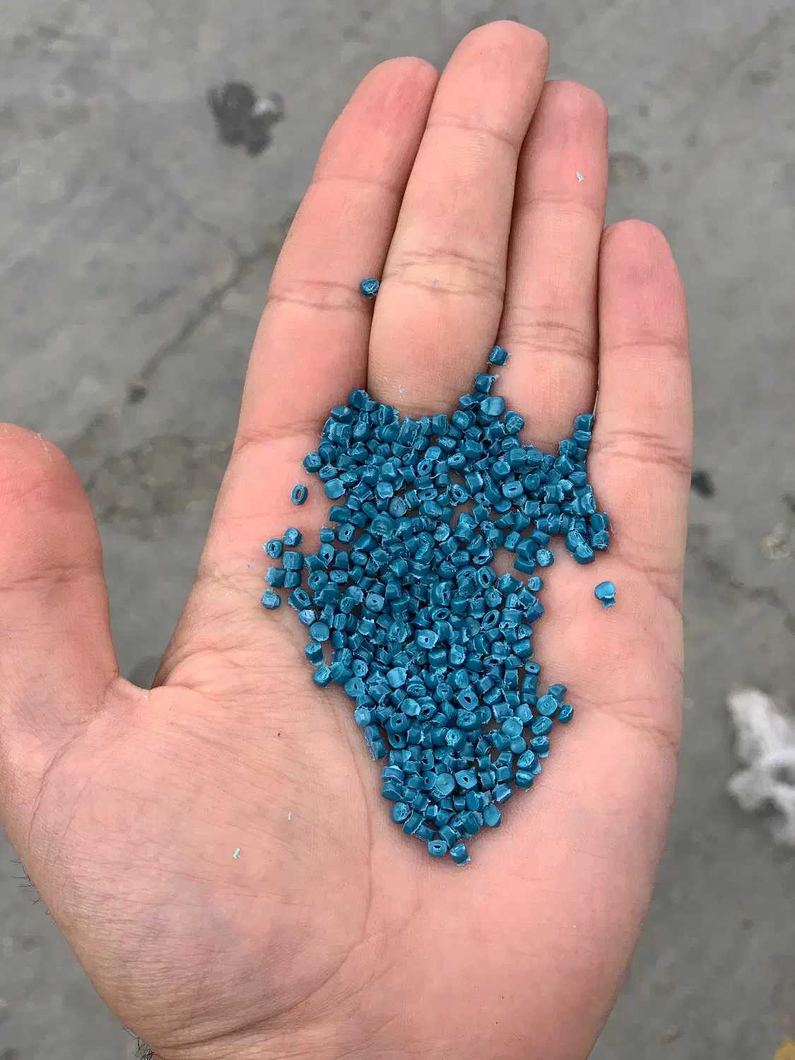 گرانول پ پ (pp) رنگی درجه ۱|عمده‌فروشی|تهران, شکوفه (عبدل آباد)|دیوار