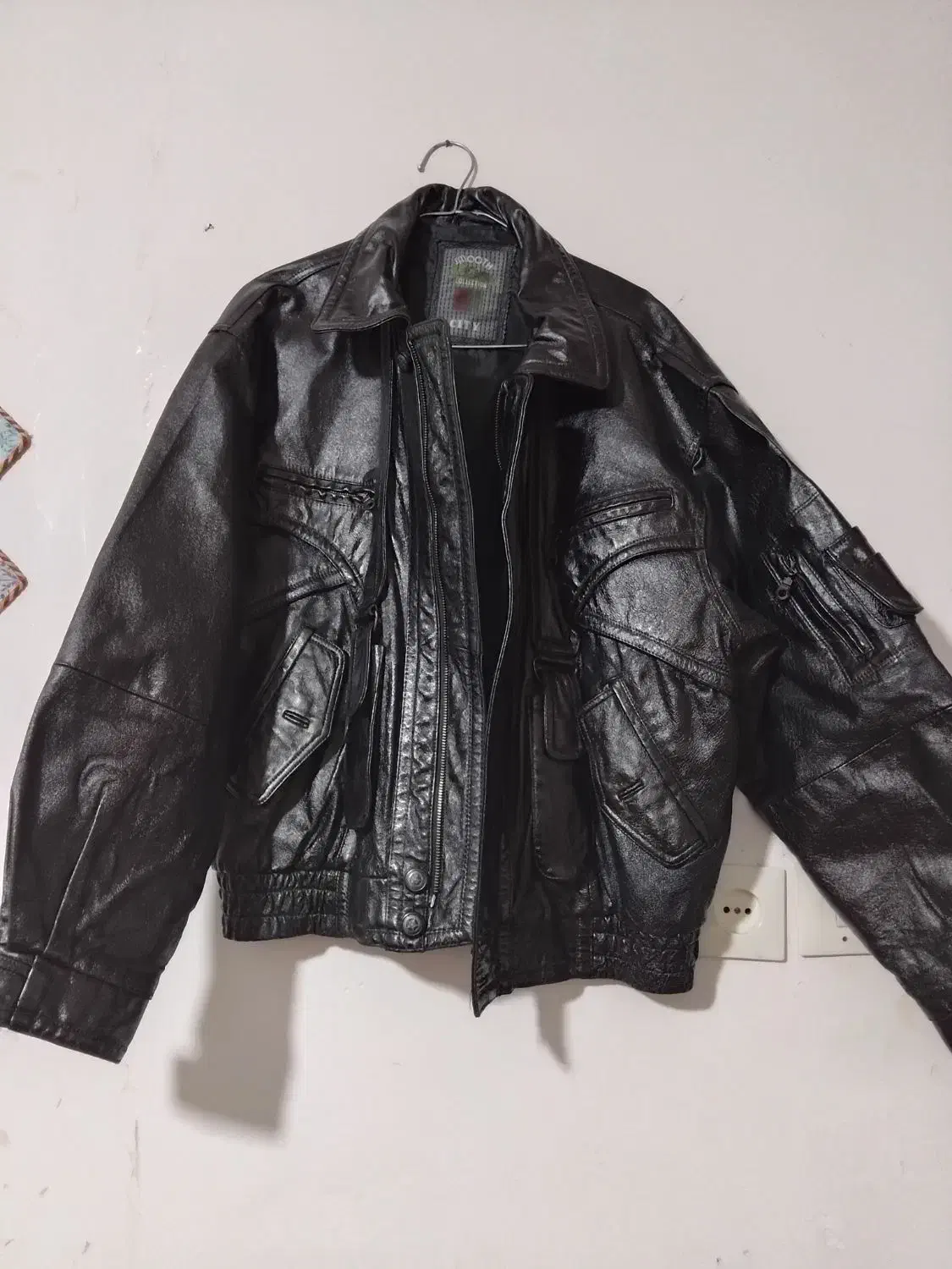 شستو شو واتوی لباس مجلسی ،عروس ،پرده ،پتو،روفرشی|خدمات نظافت|ملایر, |دیوار