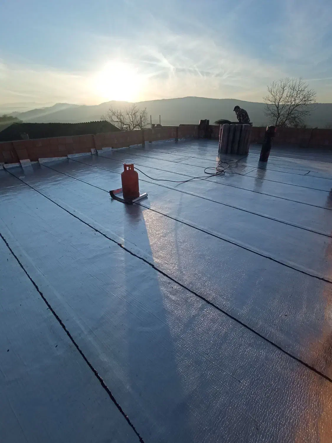 ایزوگام و قیرگونی و عایق نانو و بدون داربست|خدمات پیشه و مهارت|ساری, |دیوار