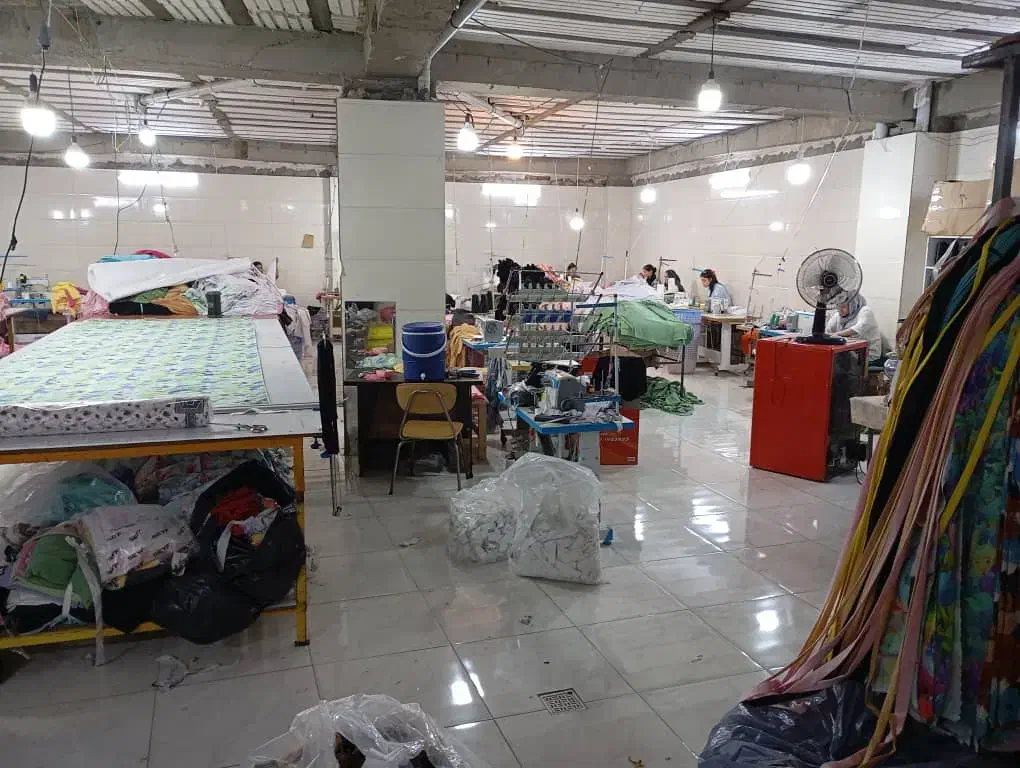 چرخکار خانم و کارگر ساده اقا|استخدام صنعتی، فنی، مهندسی|تهران, نعمتآباد|دیوار