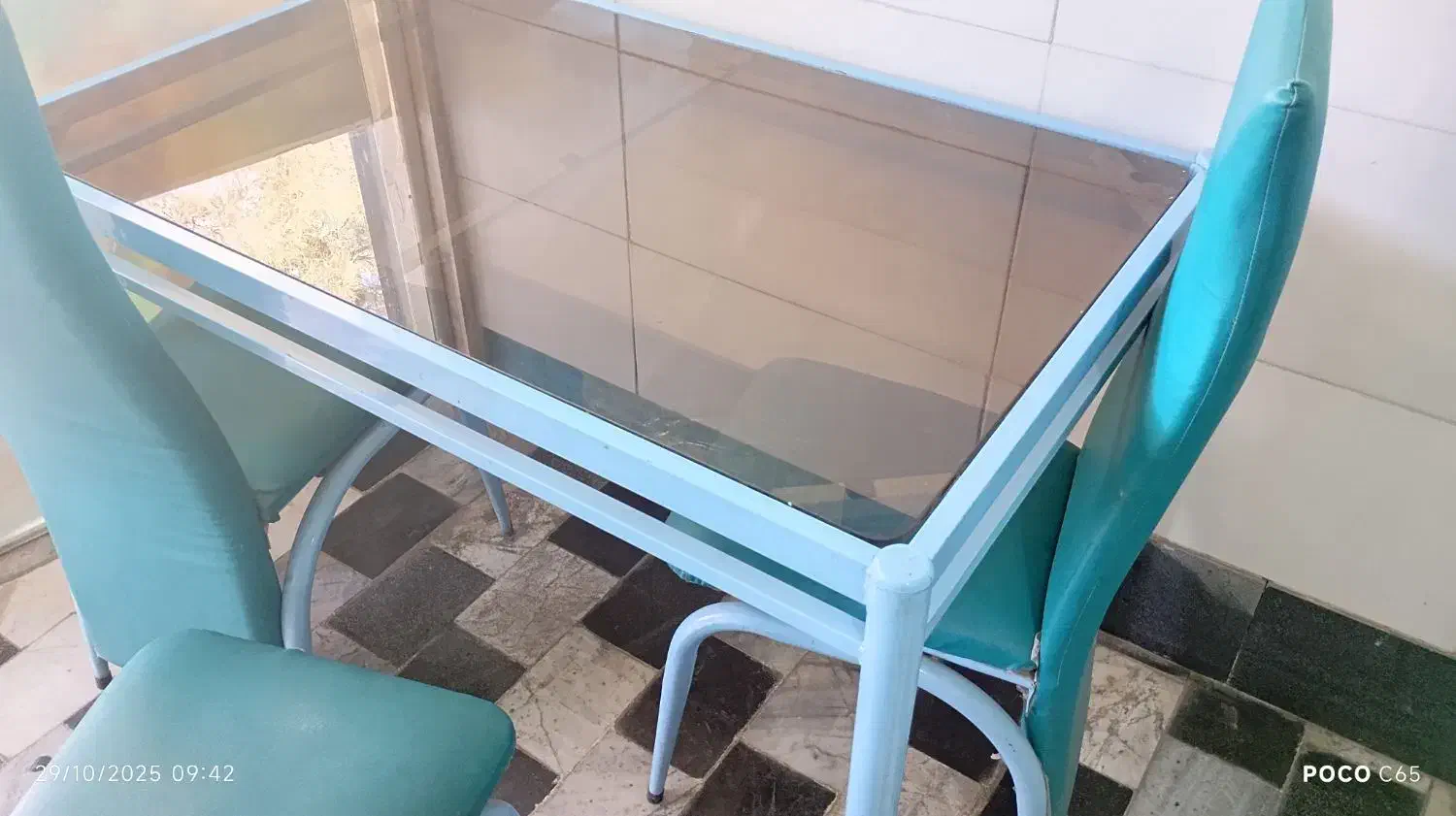 میز وصندلی|کافی‌شاپ و رستوران|قائن, |دیوار