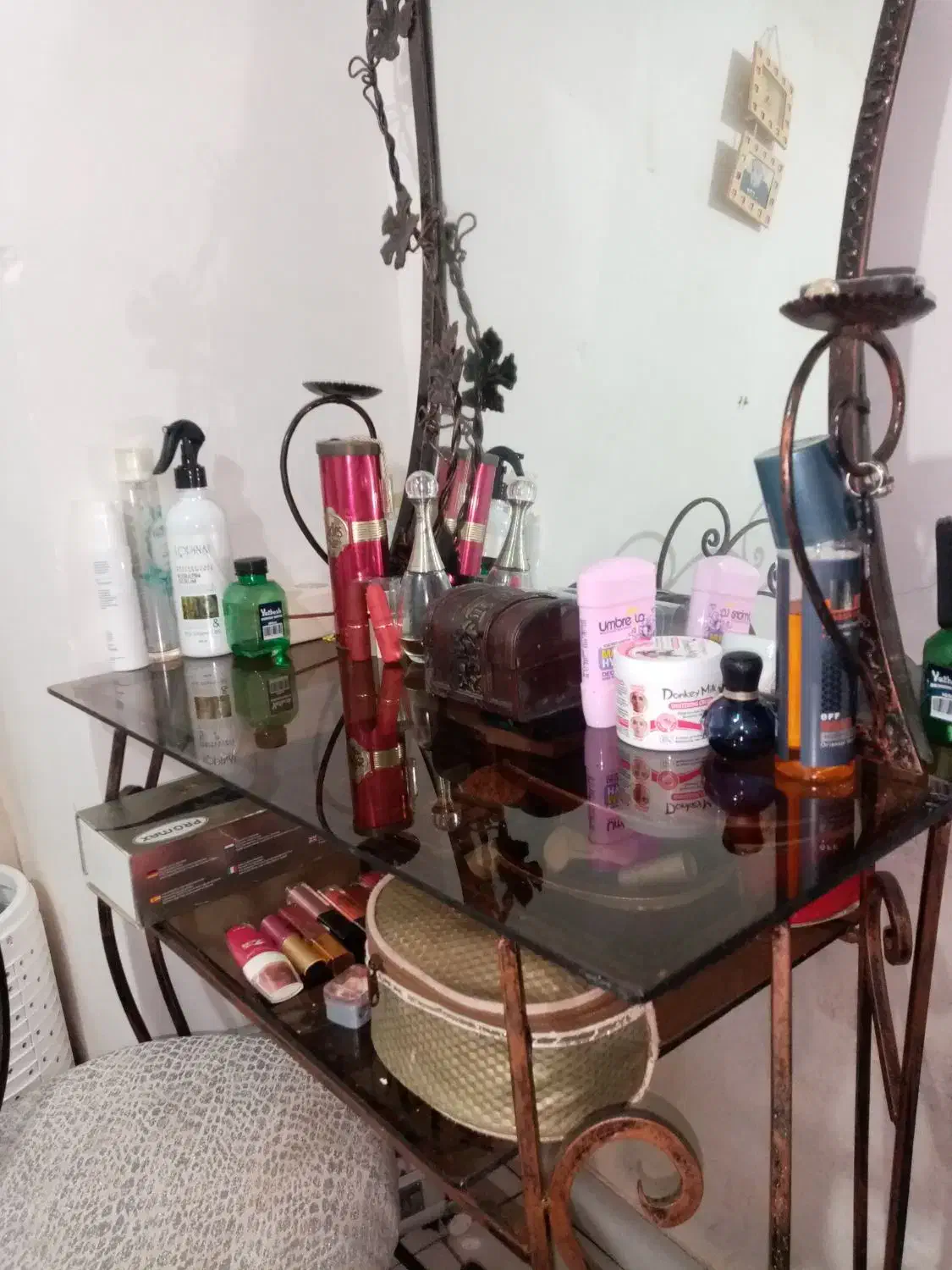 میز ارایش باصندلی|تخت و سرویس خواب|رشت, دیانتی|دیوار