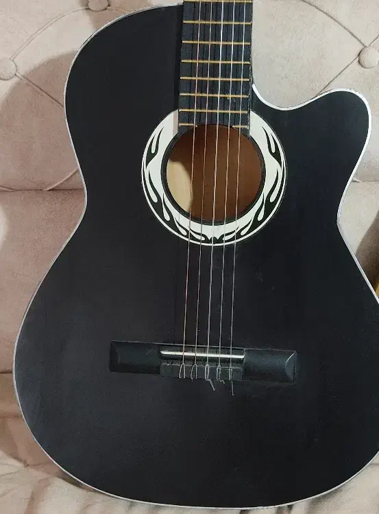 گیتار تمیز دیاموند|گیتار، بیس، امپلیفایر|سبزوار, غرب نیروگاه|دیوار