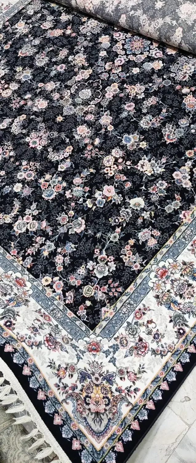 خریدارفرش کارکرده ماشینی و دستبافت|فرش|کرمانشاه, |دیوار