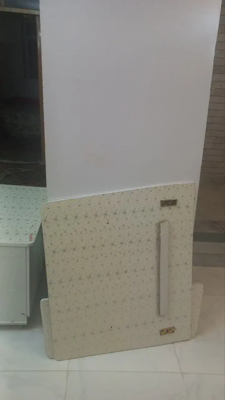 تخت و صندلی بچه|تخت و صندلی بچه|مشهد, دانشجو|دیوار