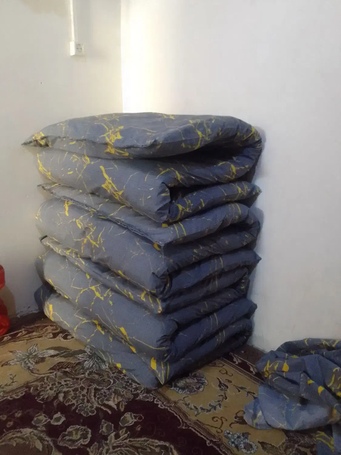 دوخت تشک وبالشت|رختخواب، بالش، پتو|زاهدان, |دیوار