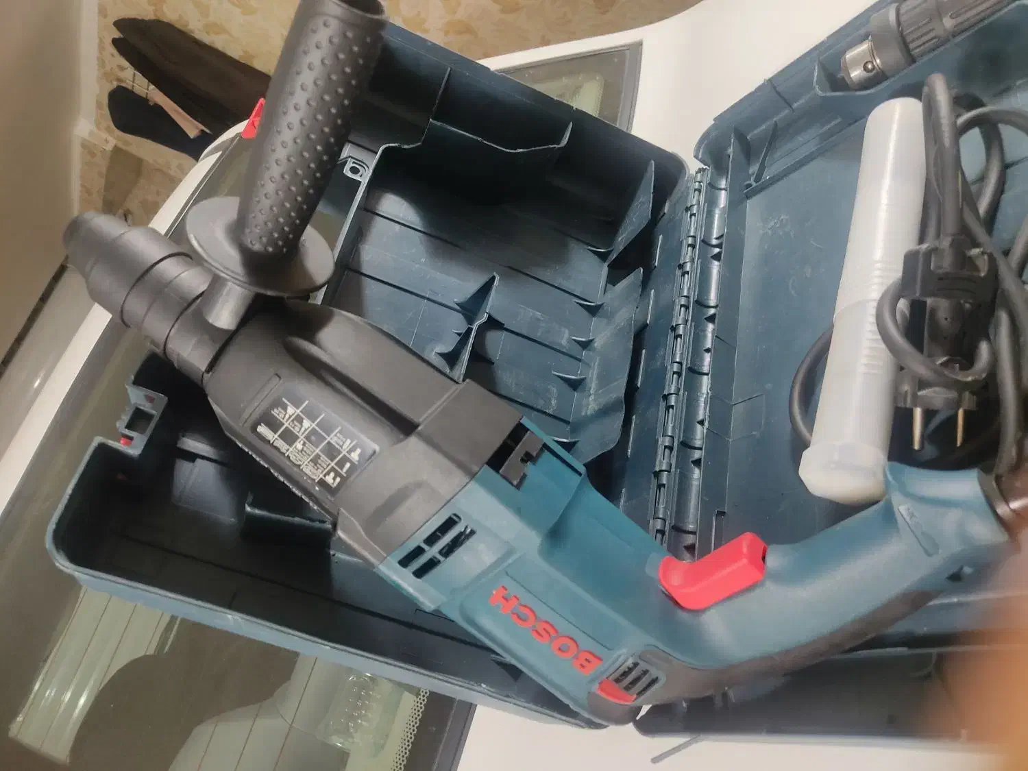 یو نچ‌‌ بالابرو پیکور پنج کیلو نو‌بونه کارکرد|ابزارآلات|پاوه, |دیوار