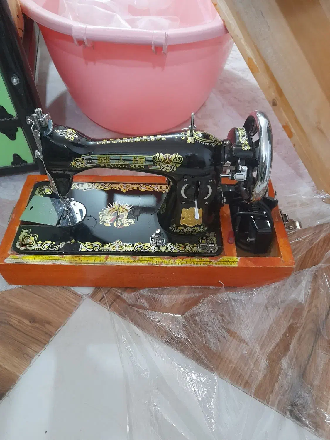 رخت اویز ایستاده|بندرخت و رخت‌آویز|تبریز, |دیوار