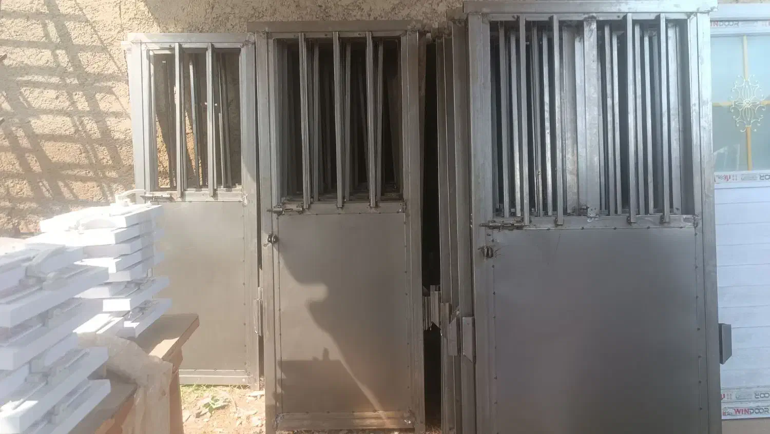 درب وپنجره اهنی انباری درهمه ابعاد موجوده|مصالح و تجهیزات ساختمان|گرگان, |دیوار