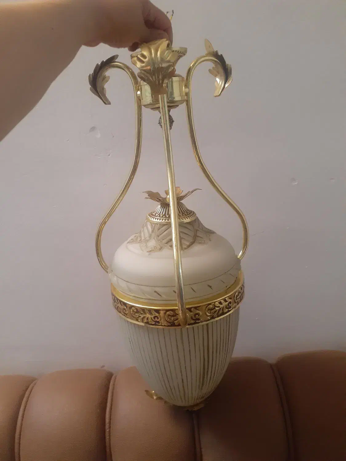 دوعدد لوستر|لوستر و چراغ آویز|بروجرد, |دیوار