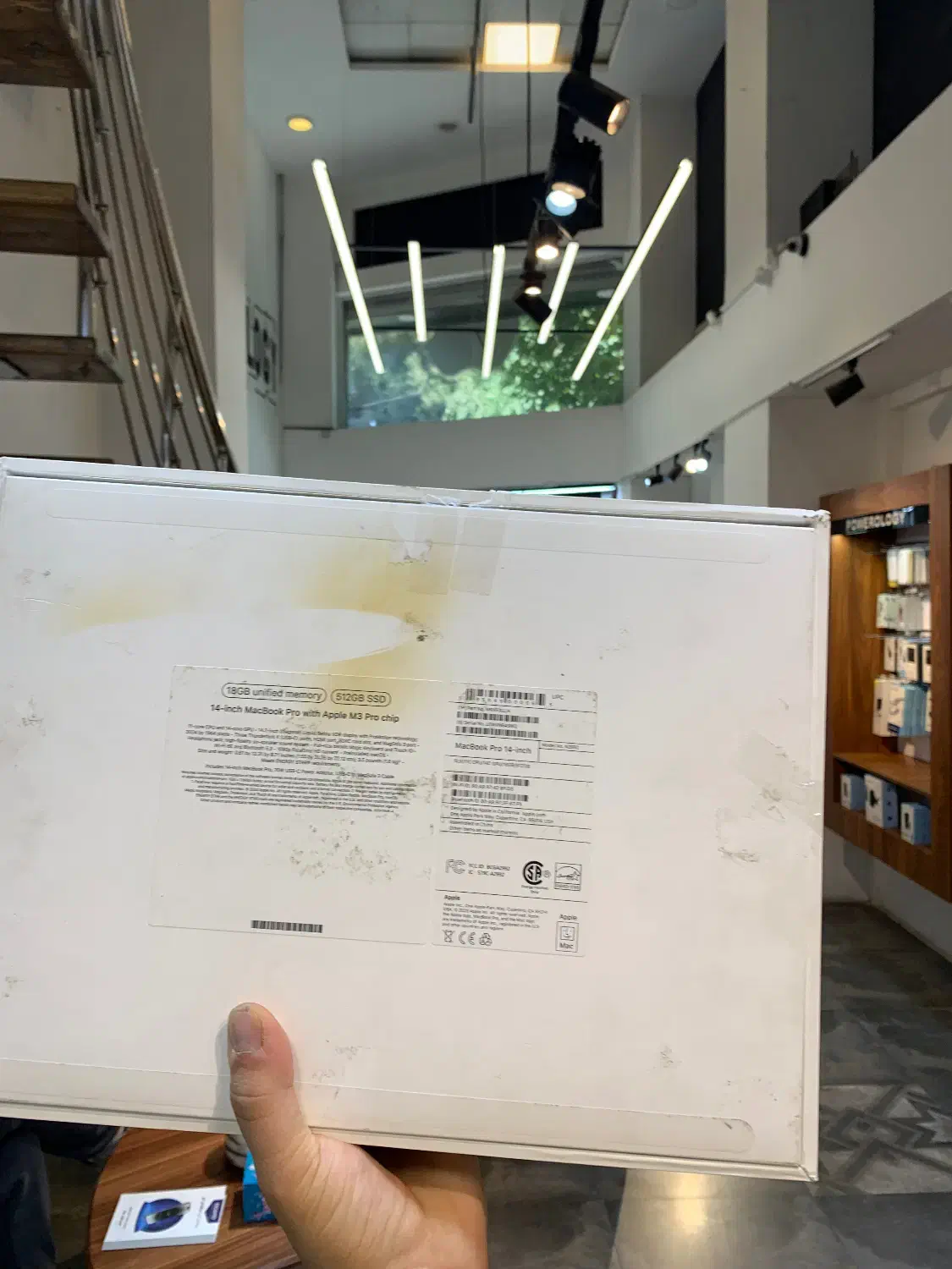 مک بوک mac book m3pro18g ram 512gig|رایانه همراه|کرج, فاز ۲ مهرشهر|دیوار