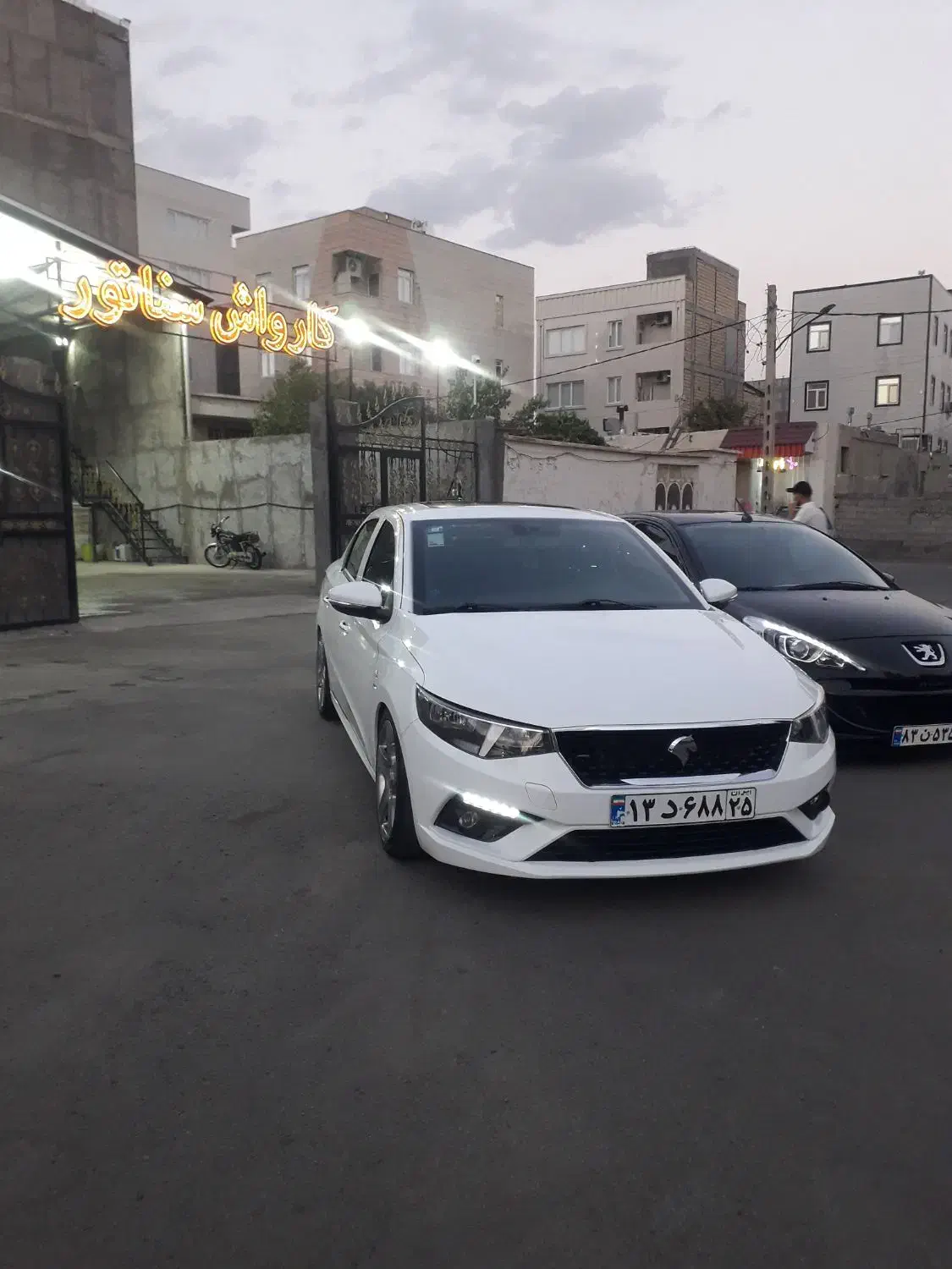 کارگر|استخدام سرایداری و نظافت|میانه, |دیوار