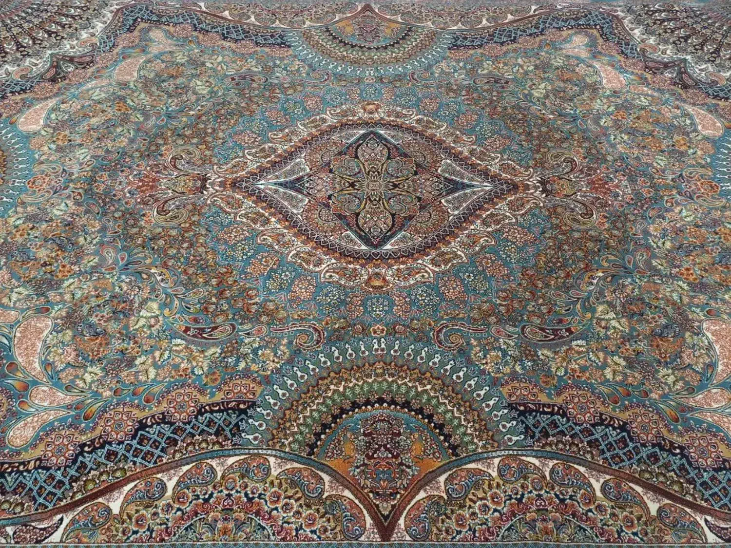 جفت دوتافرش یکی ۹متری یکی ۶متری ۳۰۰۰تراکم|فرش|کرج, کمال‌شهر|دیوار