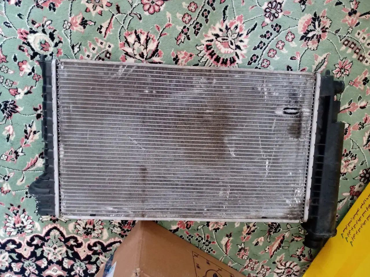 رادیاتور پژو پارس و قالباخ پژو|قطعات یدکی و لوازم جانبی|ایلام, |دیوار