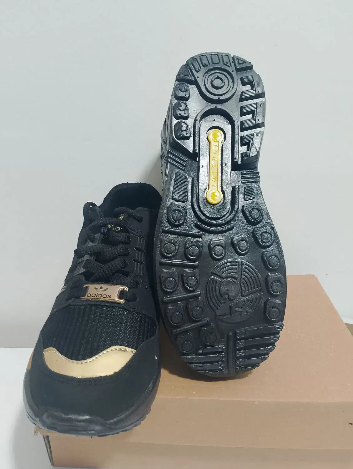 کفش کتونی|کیف، کفش، کمربند|محمدشهر, محمدشهر|دیوار