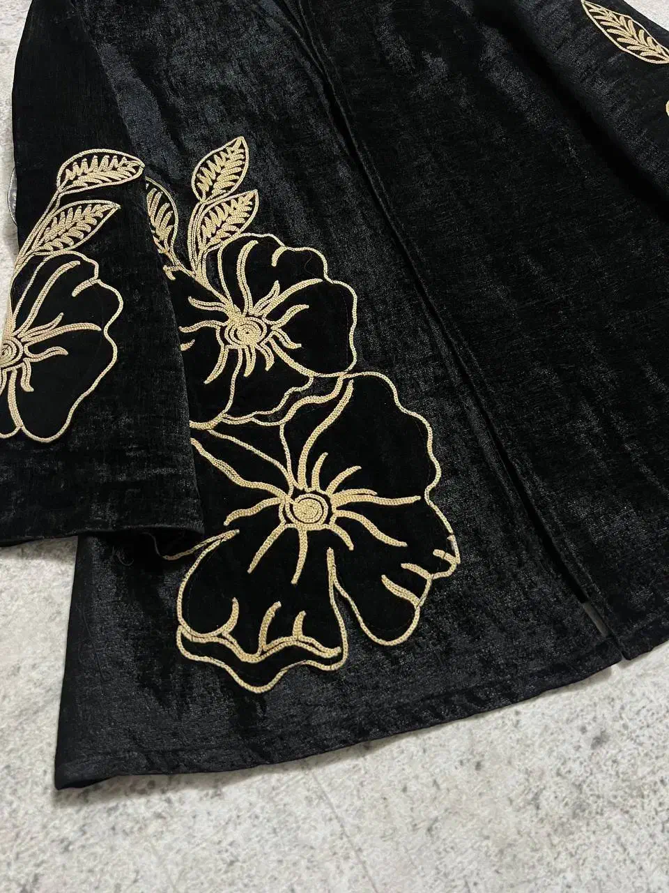 مانتو پاییزه|لباس|رباطکریم, رباطکریم|دیوار