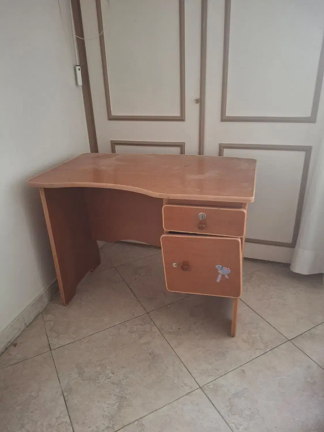 میز کامپیوتر|میز تحریر و کامپیوتر|مشهد, آزادشهر|دیوار