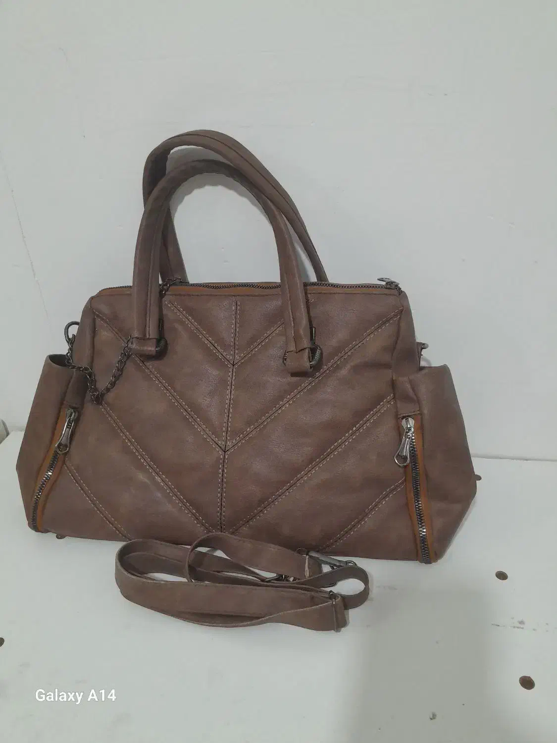 کیف|کیف، کفش، کمربند|گرگان, |دیوار