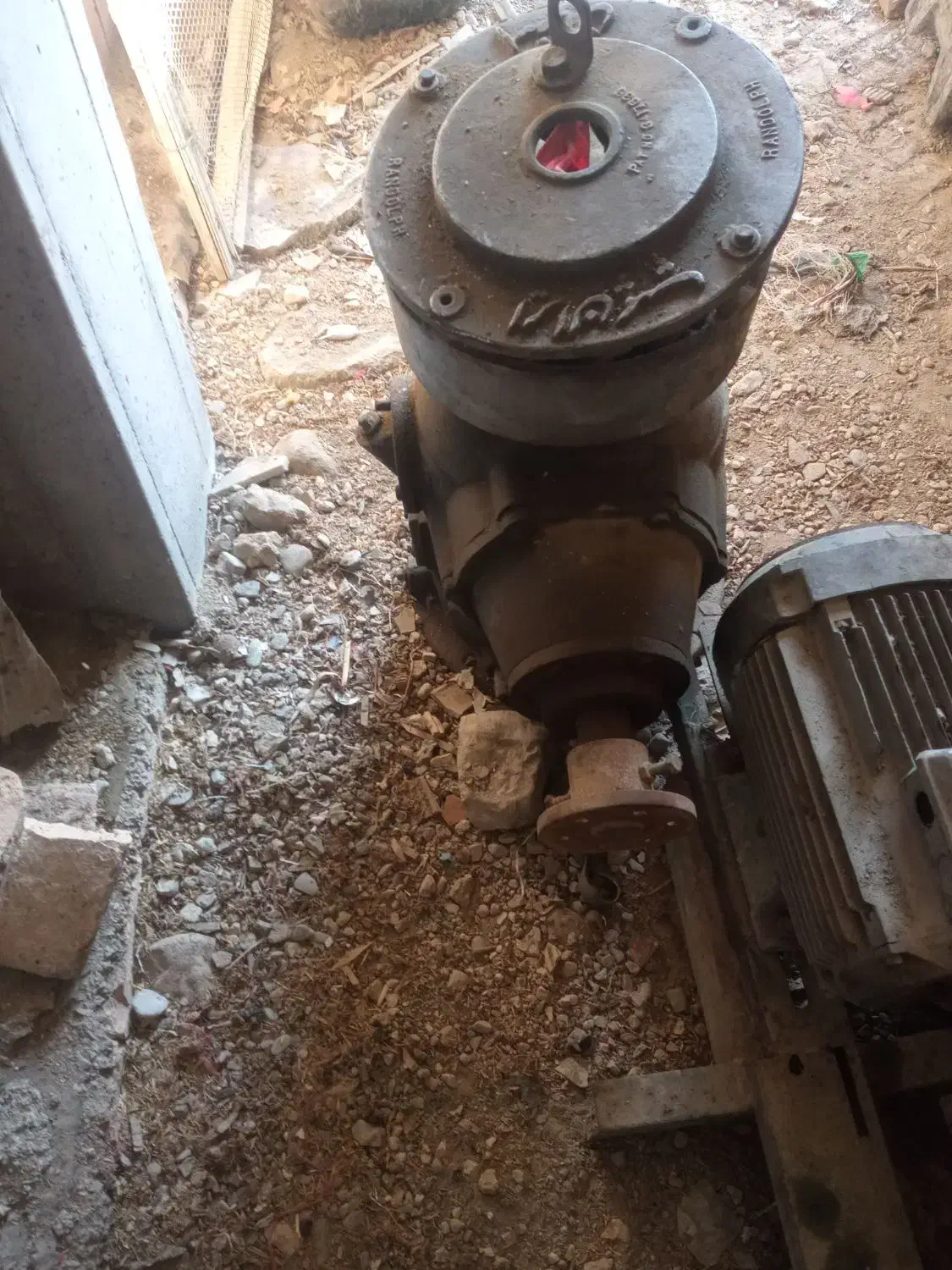 جعبه دنده سرچاه کشاورزی|ماشینآلات صنعتی|کردکوی, |دیوار